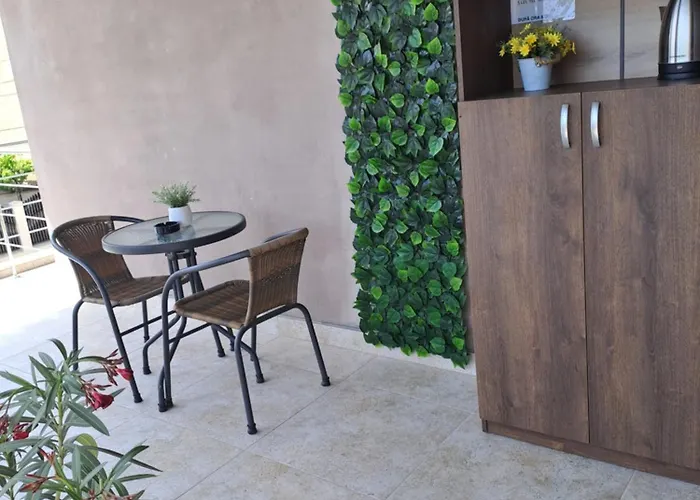 Casa Constantin Vic 4*