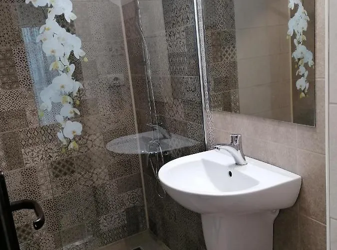 Casa Constantin Vic 4*